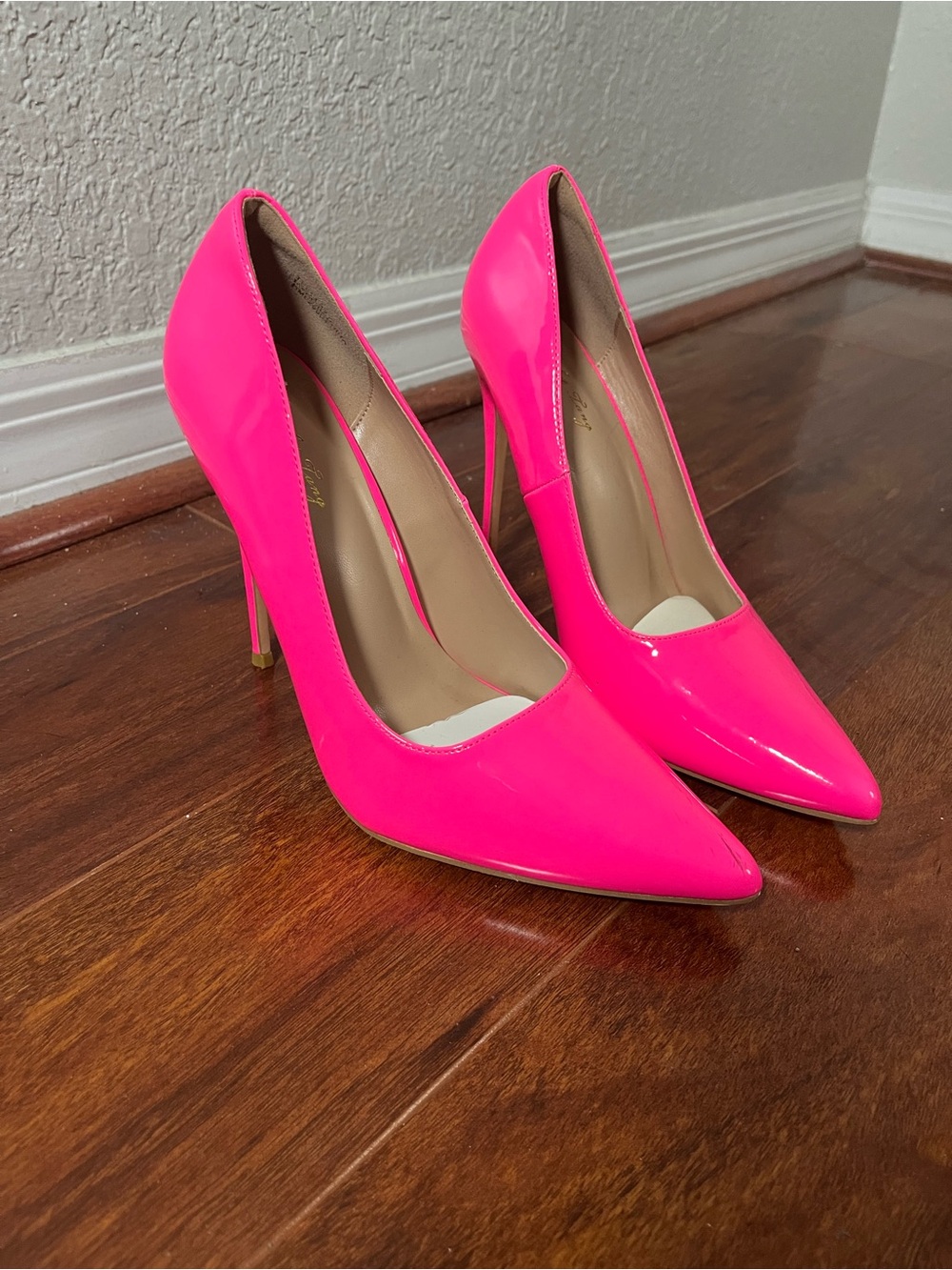 Women's Hot Pink Pointed-Toe High Heels